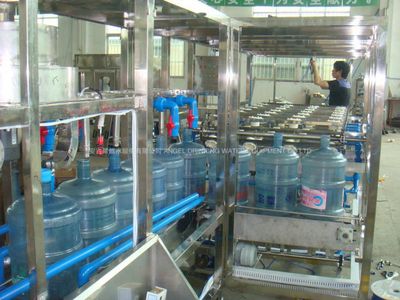 【厂家直销1000瓶矿泉水灌装线设备, 山泉水设备, 矿泉水生产线】