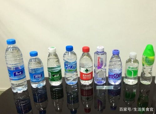 农夫山泉被曝水里有蛆虫,瓶装饮用纯净水,除了品牌还得看这3点